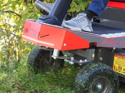 Tractor cortacésped desbrozador eléctrico CaRINO 48V/200 Ah 110 cm - Nuevo - Imagen 4