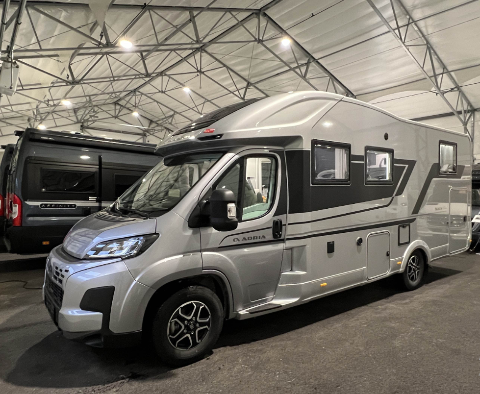 C1 Autocaravana perfilada Adria CORAL SUPREME 670 SL Fiat MultiJet3 180HP (131 kW) HD 44H Automática - Nueva - Imagen 1